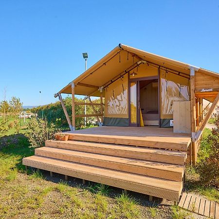 Delfino Tuscany Resort Marina di Cecina Kültér fotó