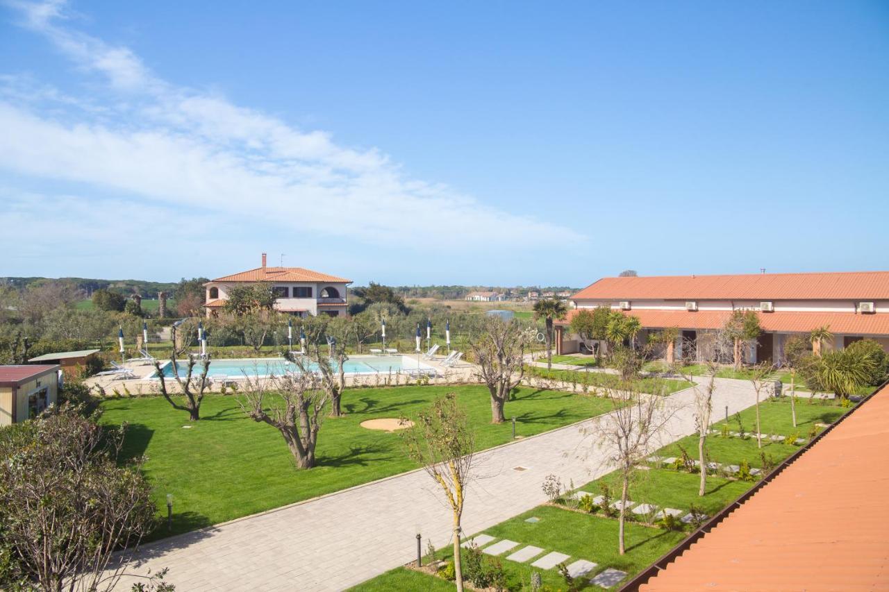 Delfino Tuscany Resort Marina di Cecina Kültér fotó